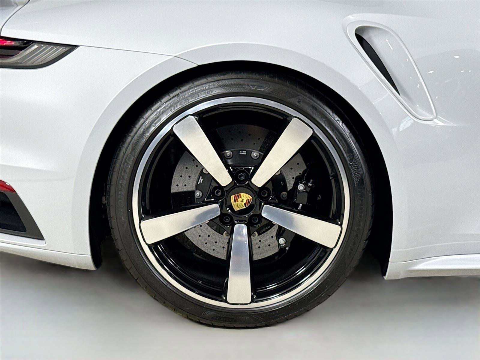 Used 2024 Porsche 911 Turbo S w/ 911 Turbo Sportdesign Package image 38