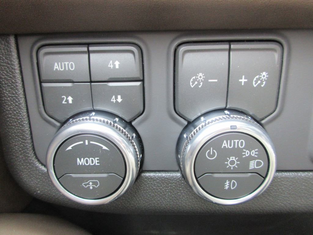 New 2026 GMC Yukon XL Denali Ultimate image 17