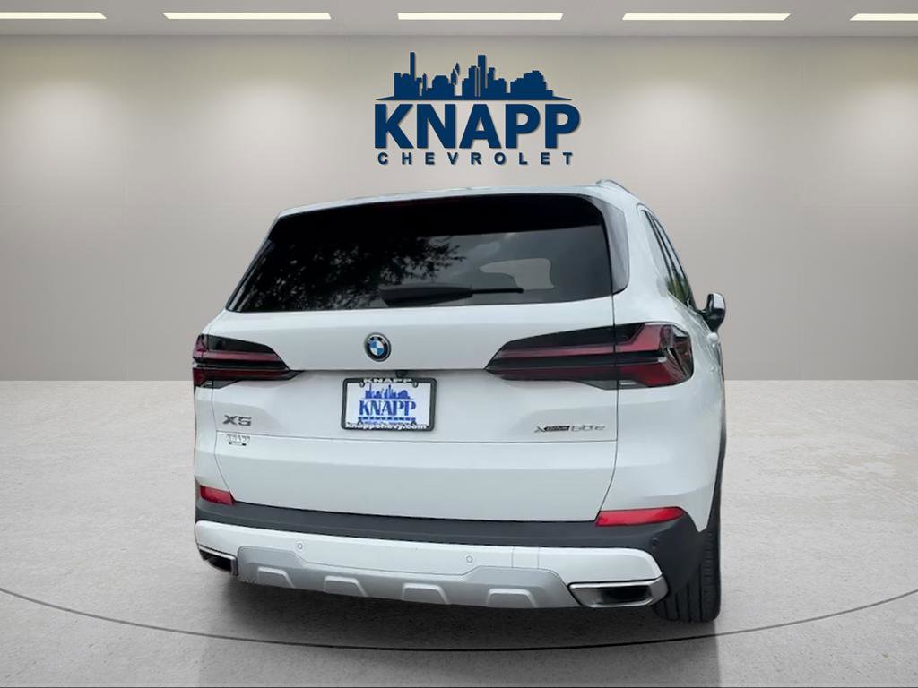 Used 2025 BMW X5 xDrive50e AWD/4WD image 6