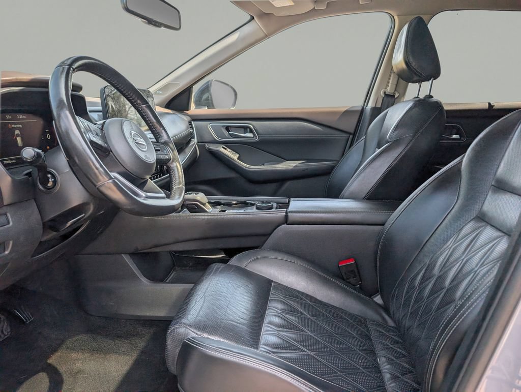 Certified 2021 Nissan Rogue Platinum AWD/4WD image 17