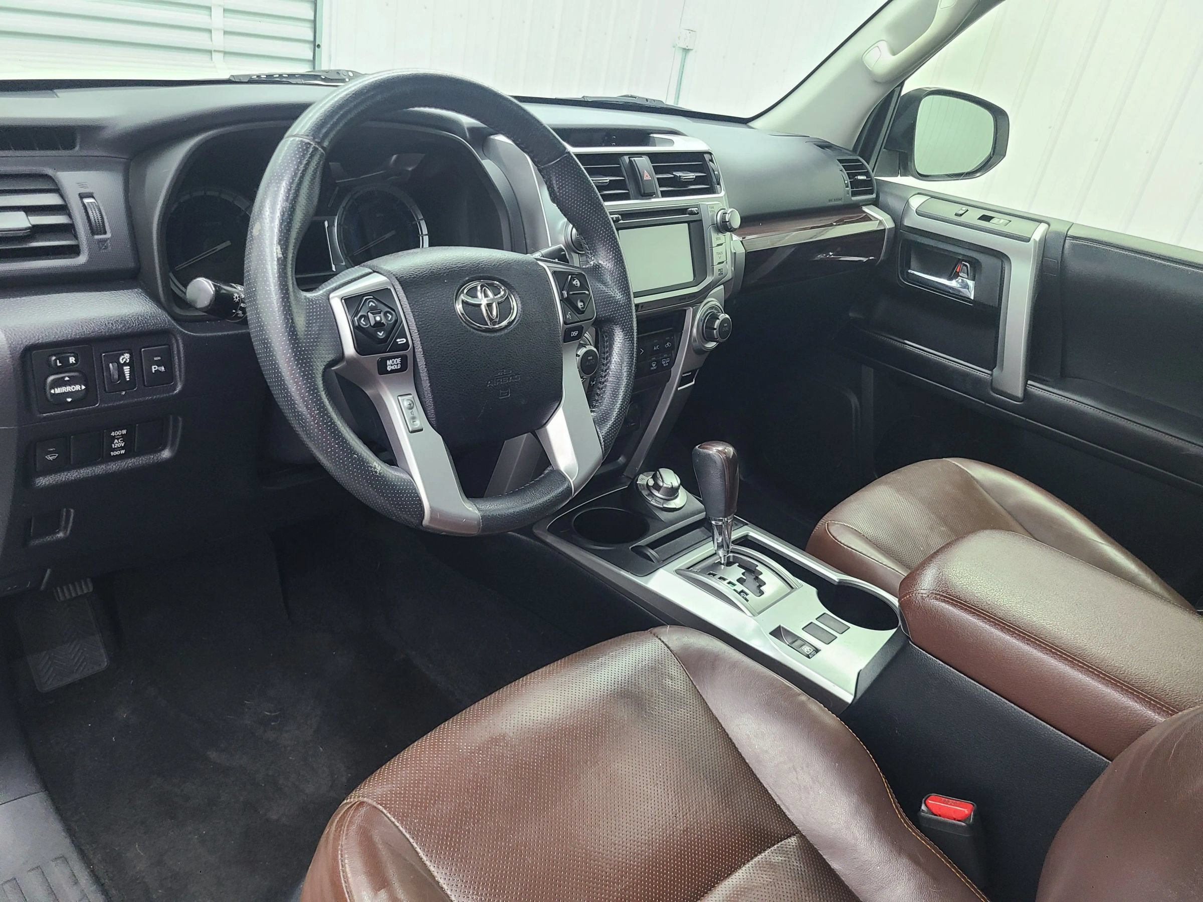 Used 2016 Toyota 4Runner Limited AWD/4WD image 24