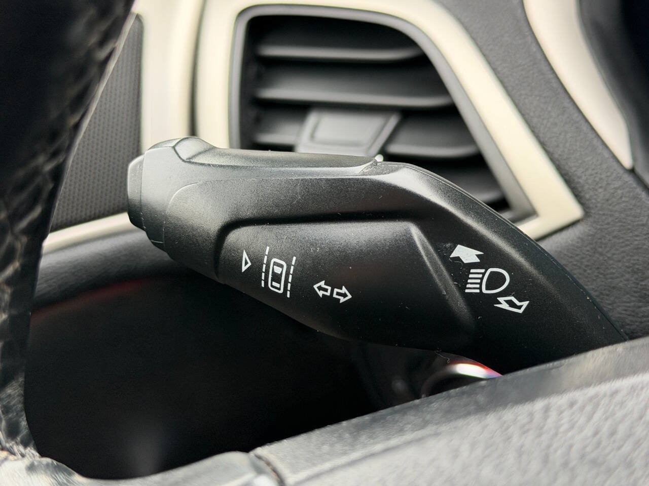 Used 2015 Lincoln MKZ Hybrid w/ Equipment Group 202A Reserve FWD image 36
