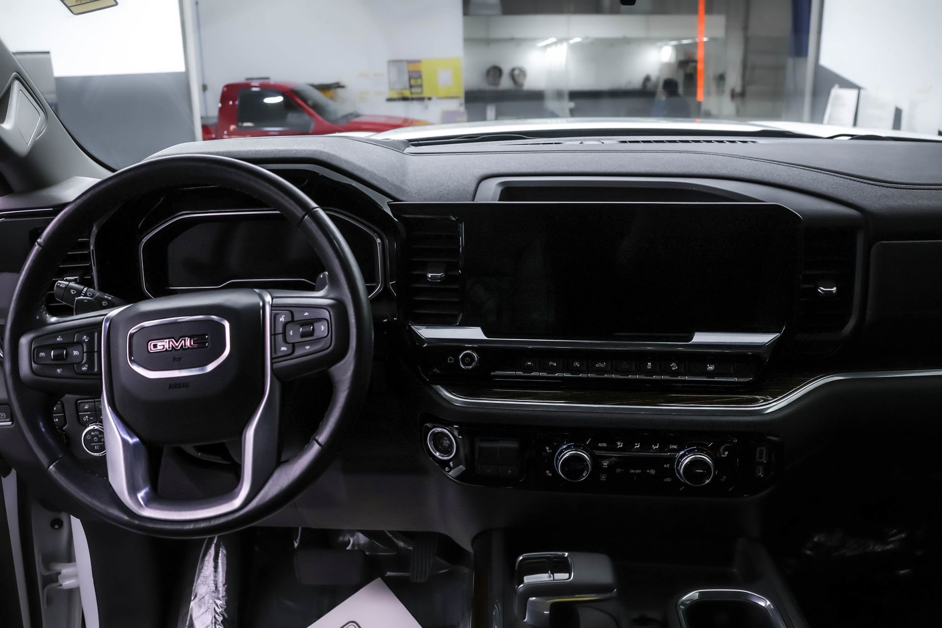 Used 2023 GMC Sierra 1500 Elevation w/ Preferred Package image 29