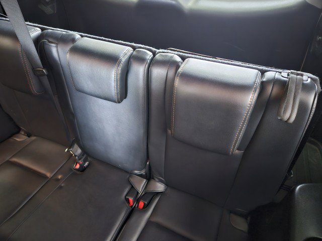 Used 2016 Toyota Highlander XLE image 10