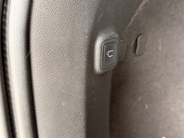 Used 2019 Jeep Cherokee High Altitude image 13