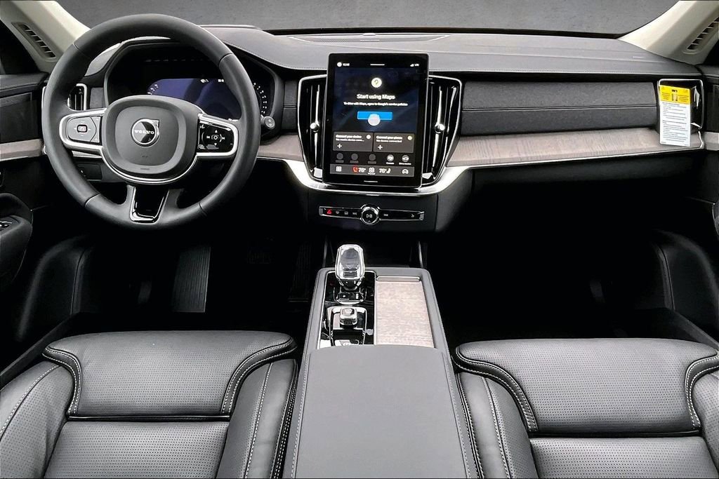 New 2026 Volvo XC90 B6 Ultra w/ Protection Package Premier image 5