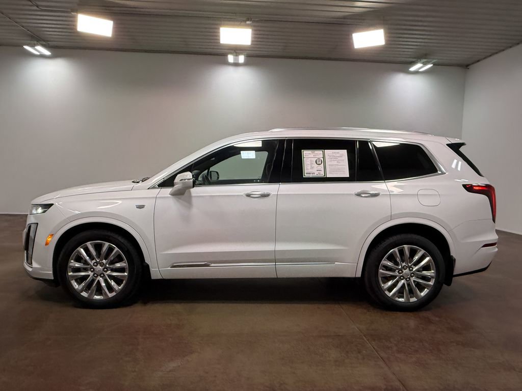 Used 2023 Cadillac XT6 Premium Luxury image 6