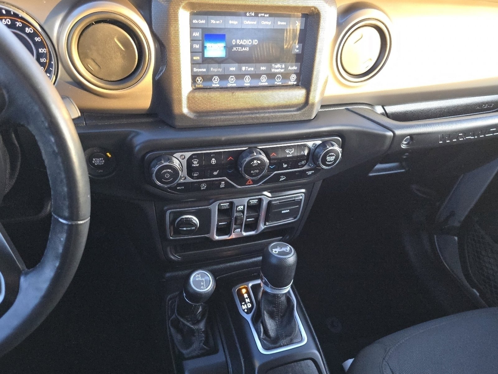 Used 2018 Jeep Wrangler Unlimited Sport S image 28