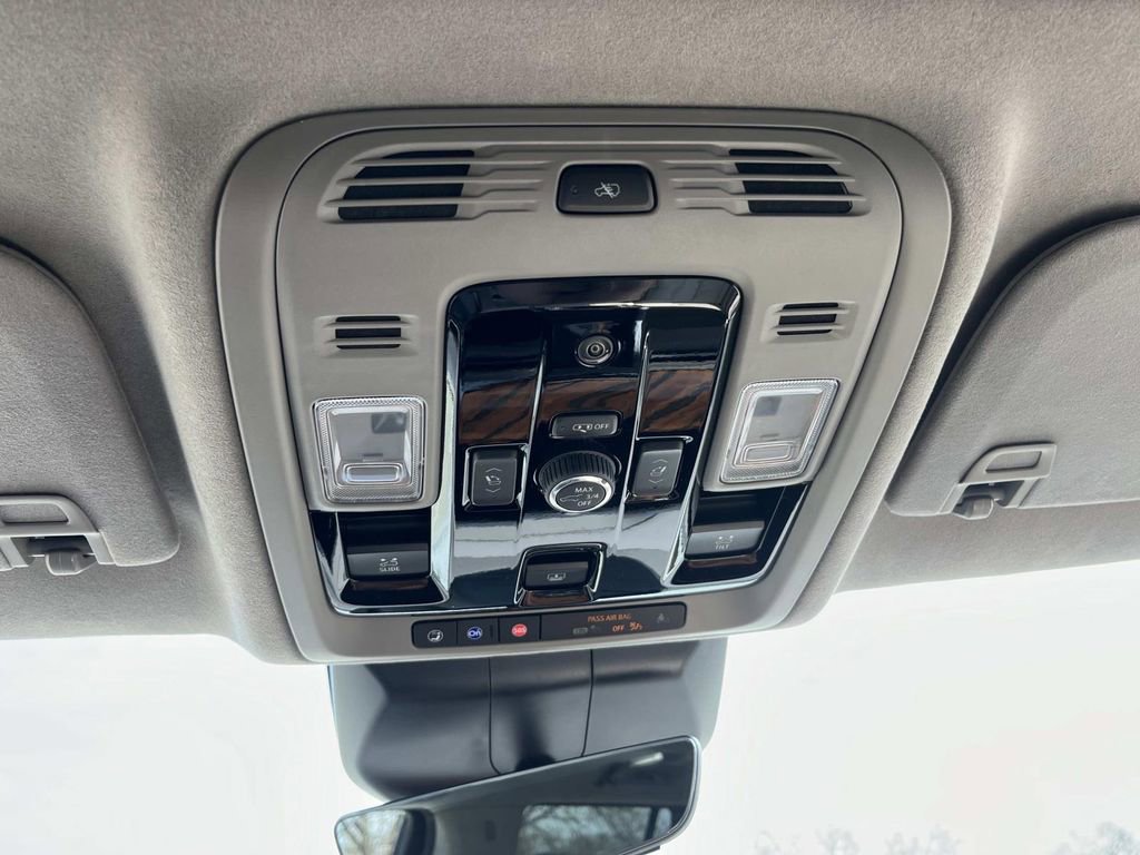 Certified 2025 Cadillac Escalade Sport Platinum image 40