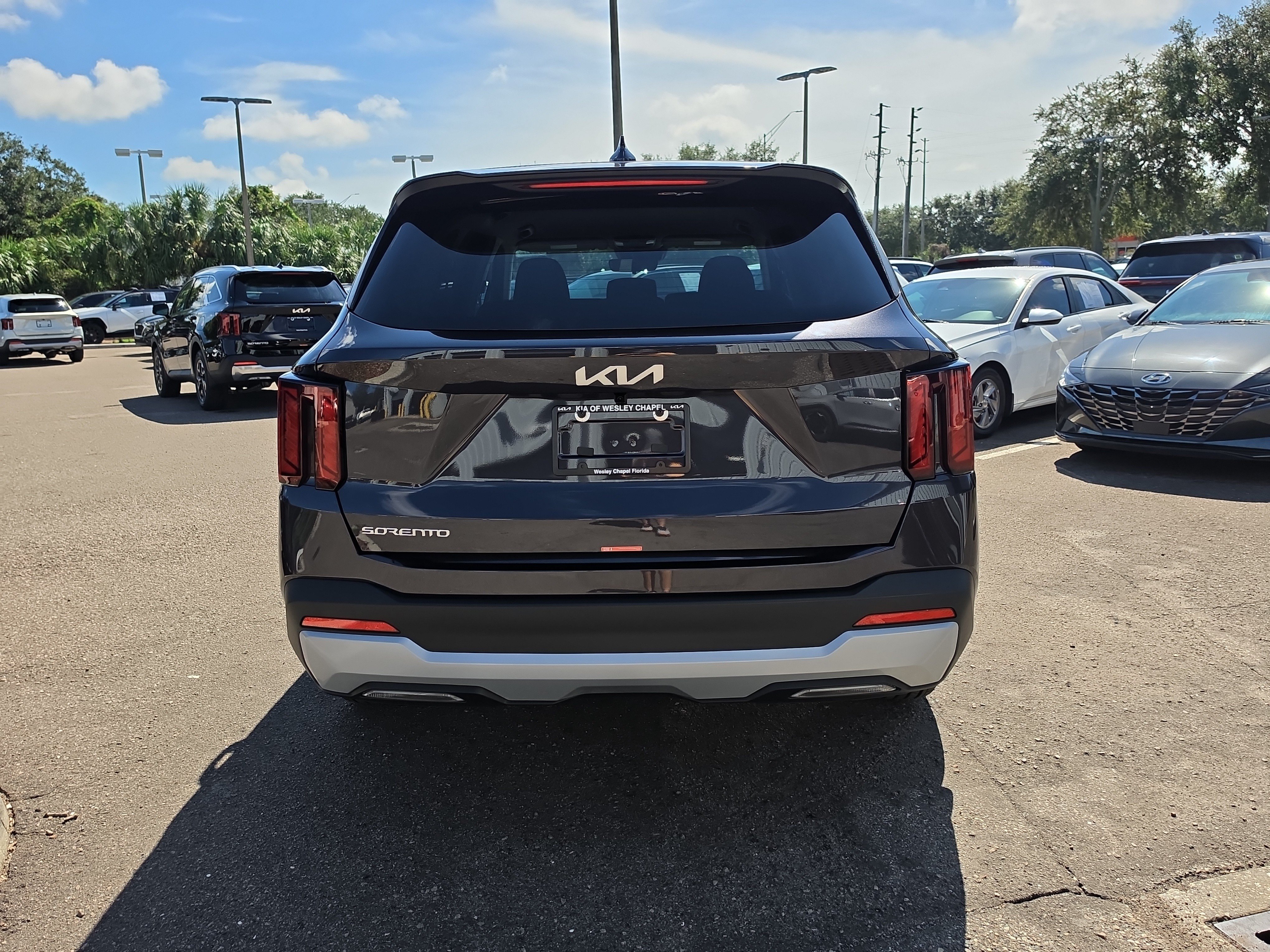New 2026 Kia Sorento LX FWD image 8