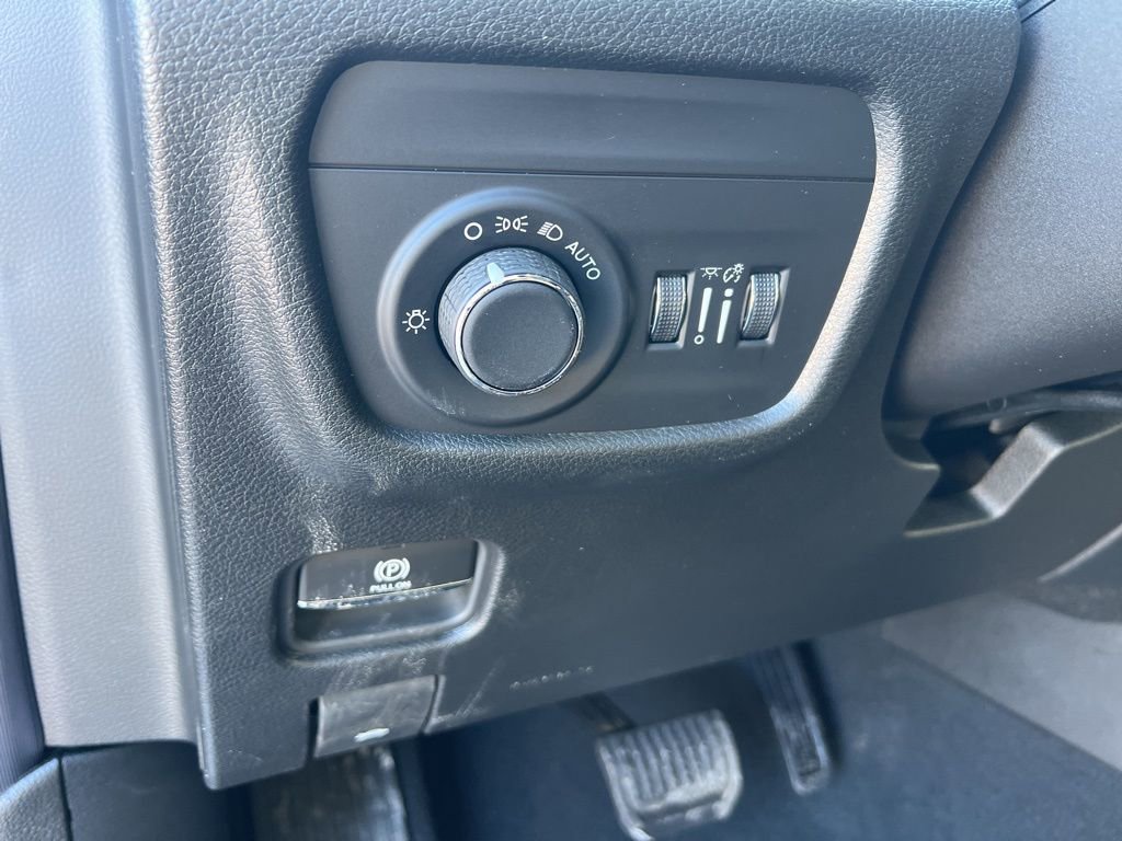 New 2026 Jeep Grand Cherokee Laredo image 24