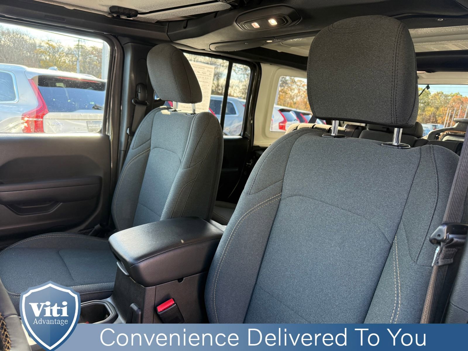 Used 2024 Jeep Wrangler Unlimited image 18