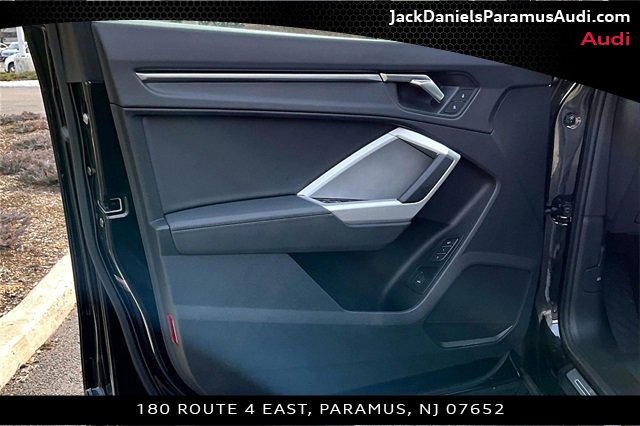 Used 2025 Audi Q3 2.0T Premium w/ Convenience Package image 15