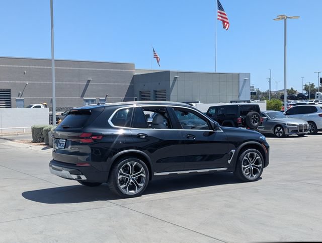 Used 2026 BMW X5 sDrive40i w/ Premium Package RWD image 6