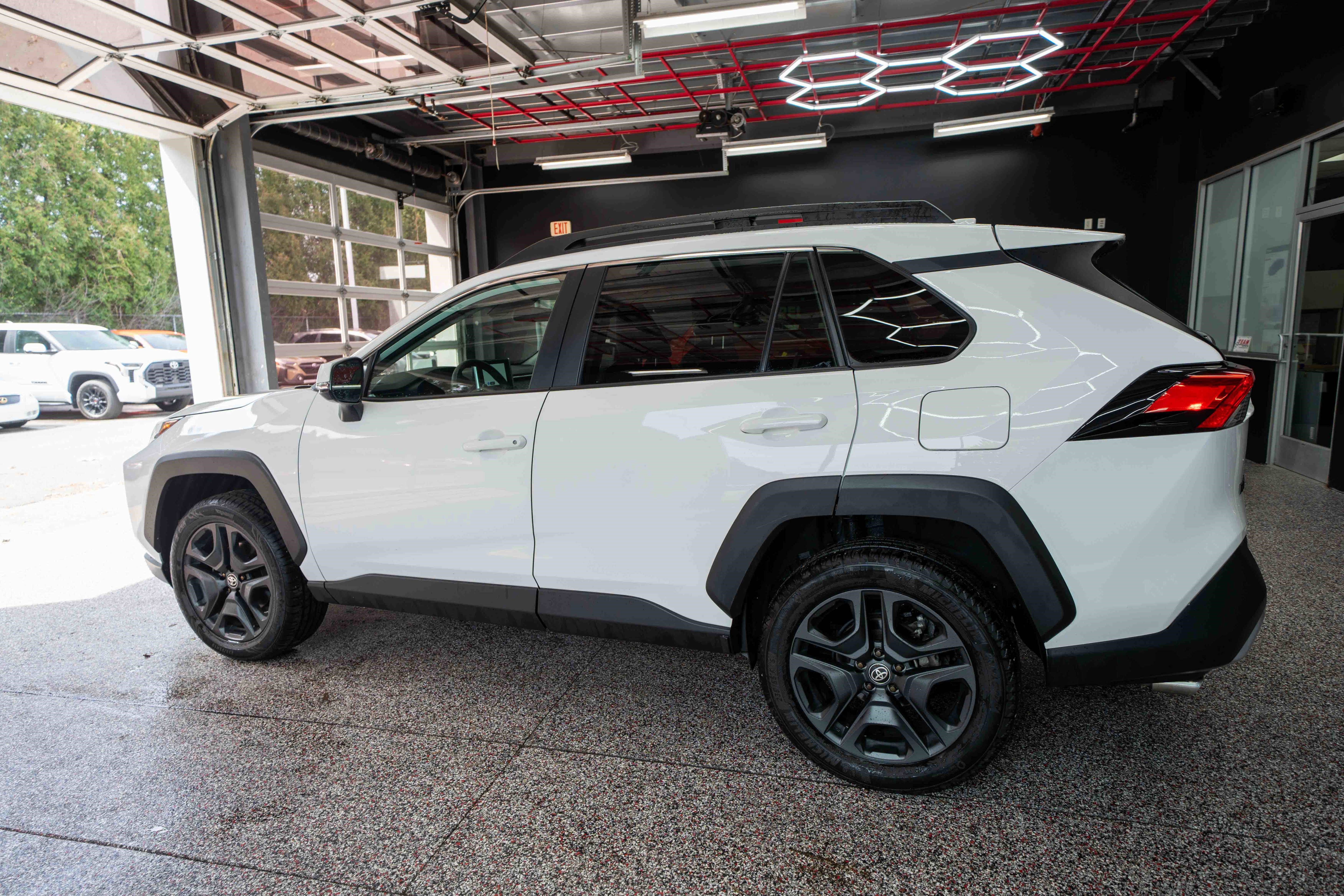 Used 2024 Toyota RAV4 Adventure AWD/4WD image 2