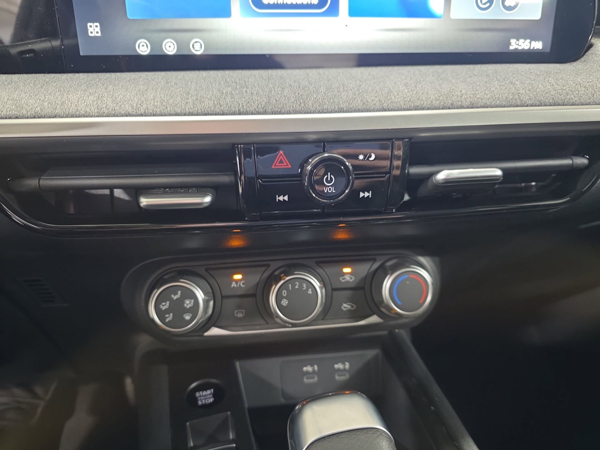 New 2026 Nissan Kicks S FWD image 21