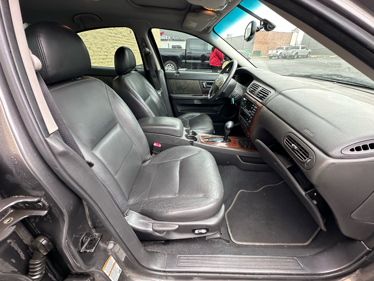 Used 2003 Ford Taurus SEL image 11