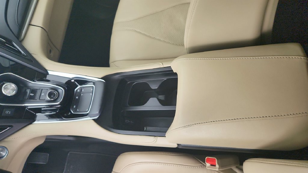Used 2019 Acura RDX w/ Technology Package FWD image 18