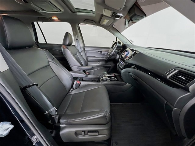 Used 2021 Honda Pilot Elite image 42