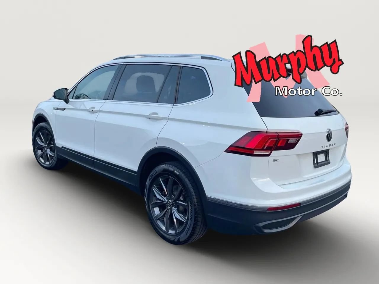 Used 2024 Volkswagen Tiguan SE AWD/4WD image 4