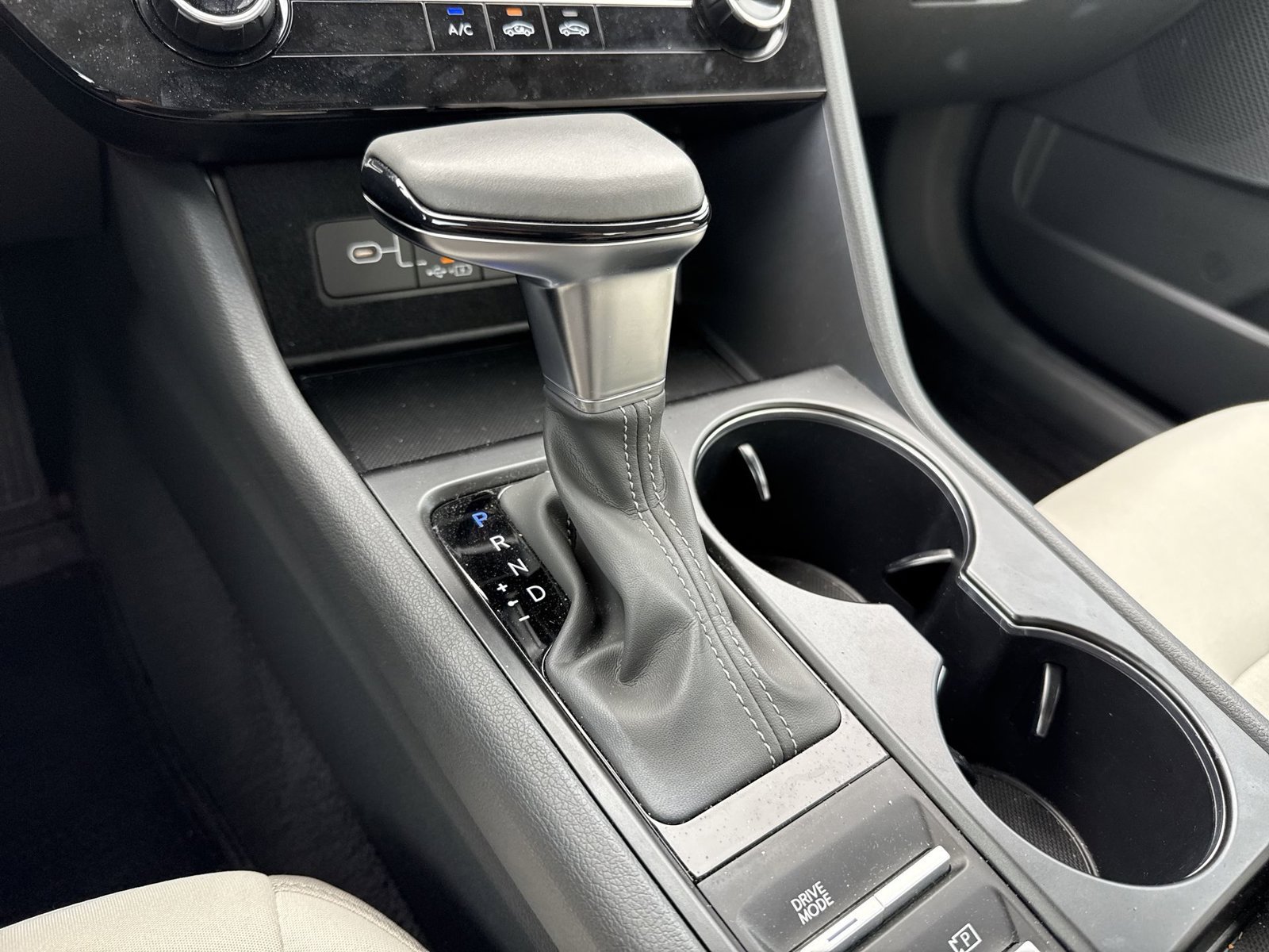 Used 2025 Hyundai Sonata SE FWD image 20