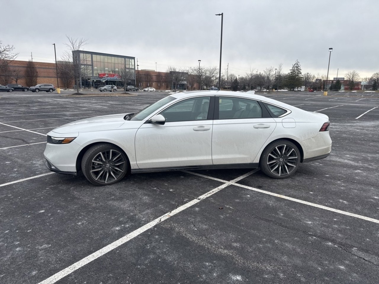 Used 2023 Honda Accord Touring image 6