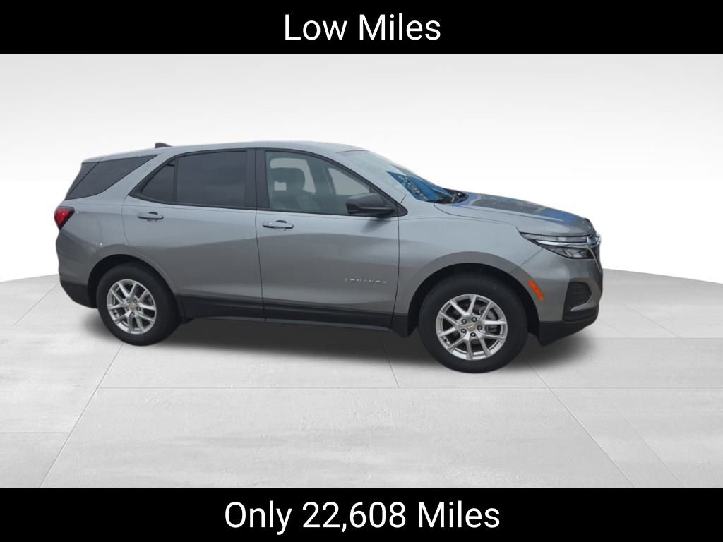 Certified 2024 Chevrolet Equinox LS w/ LS Convenience Package image 2