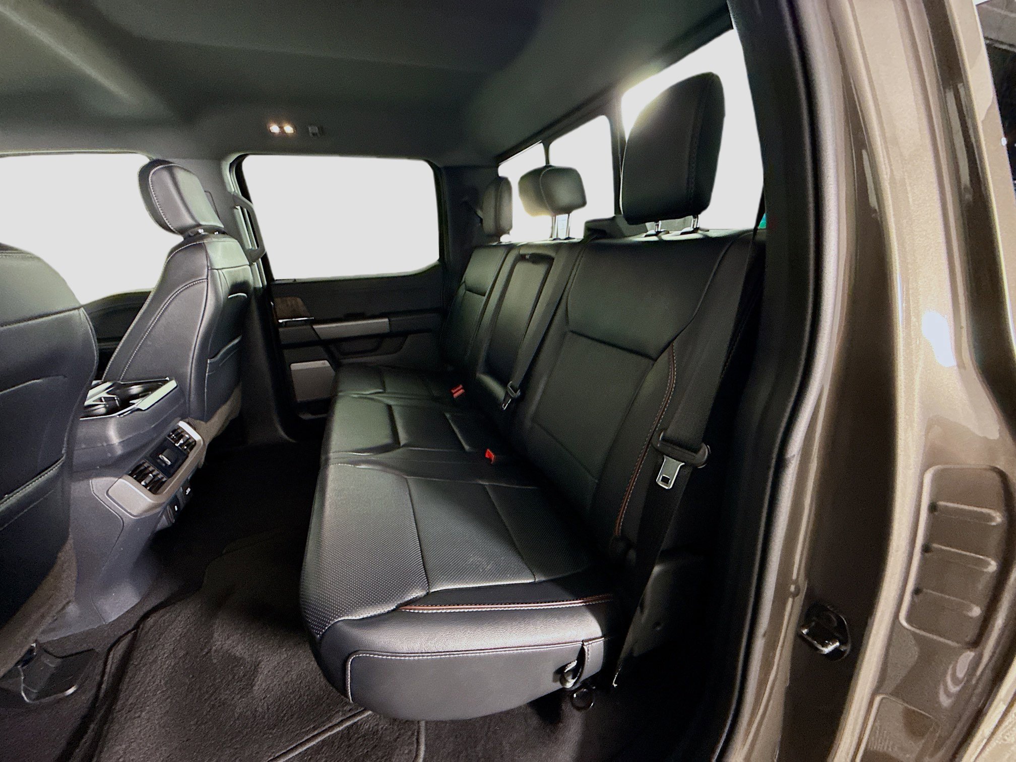 Used 2023 Ford F150 Lariat image 25