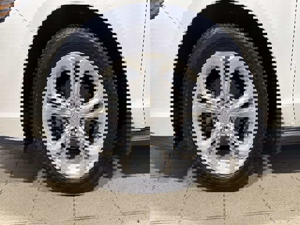 Used 2024 Honda Accord LX image 10