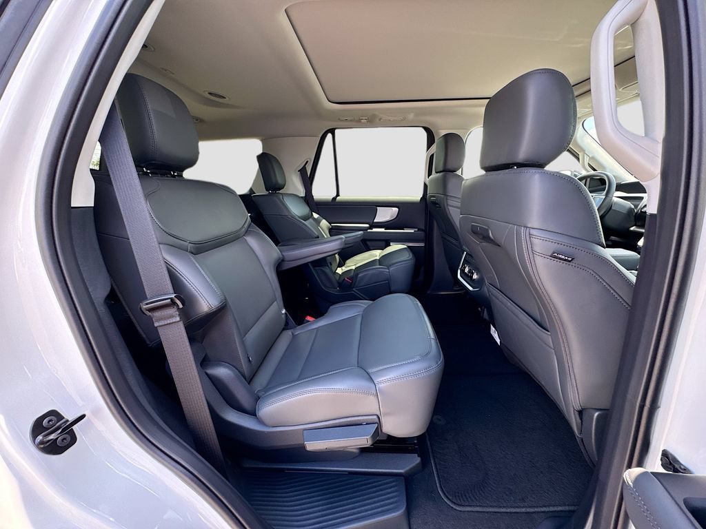 New 2026 Ford Expedition Active RWD image 32