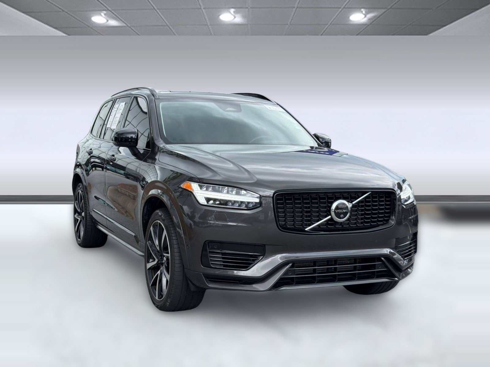 Certified 2023 Volvo XC90 T8 Ultimate AWD/4WD image 7