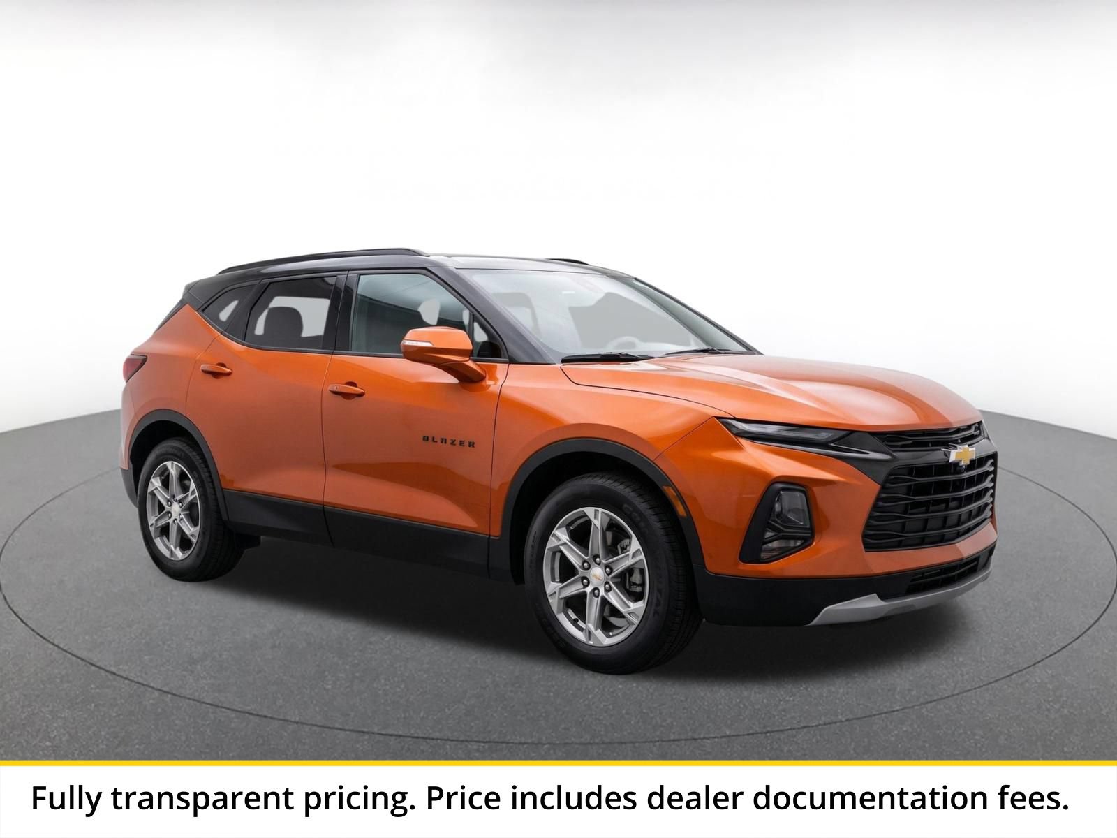 Used 2025 Chevrolet Blazer LT FWD image 1