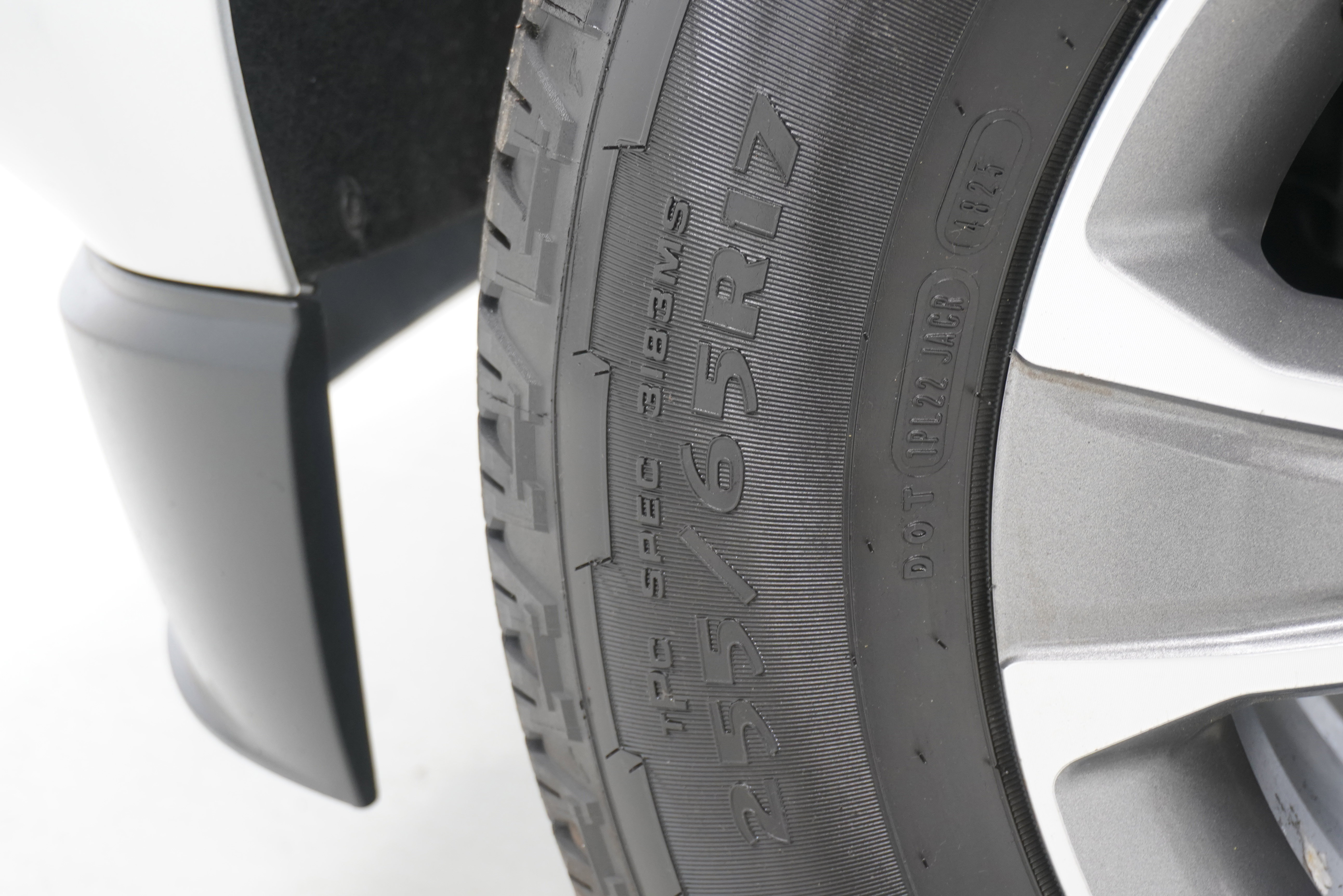 Used 2018 Chevrolet Colorado Z71 RWD image 26