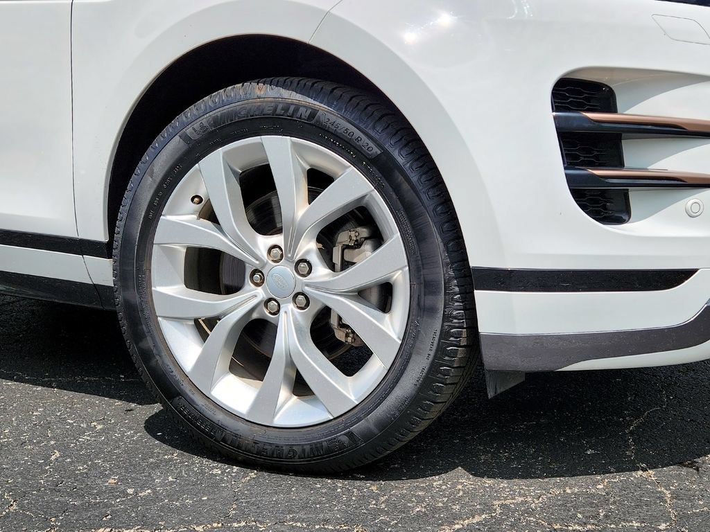 Used 2023 Land Rover Range Rover Evoque R-Dynamic SE AWD/4WD image 12