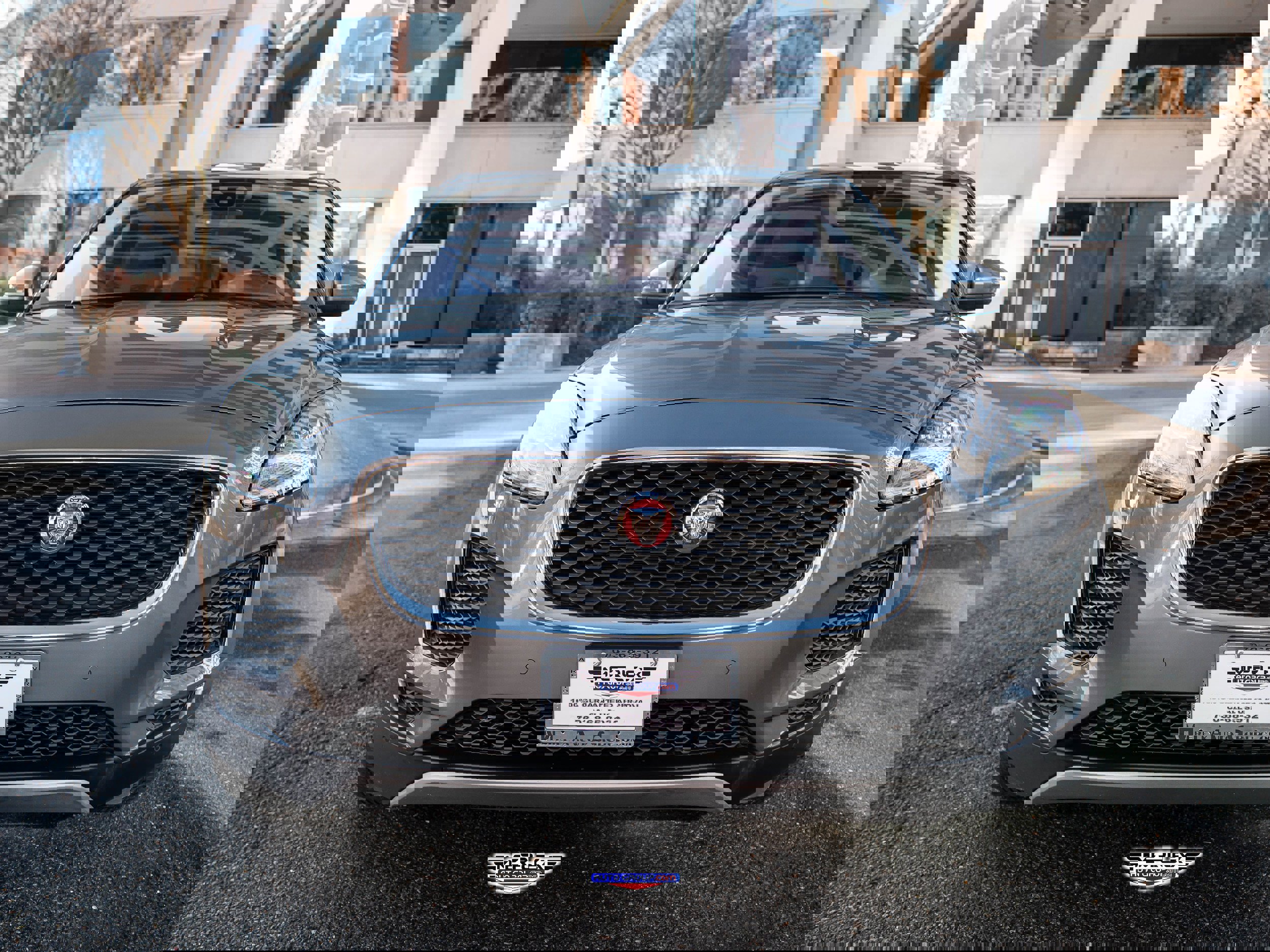 Used 2020 Jaguar E-PACE SE image 2