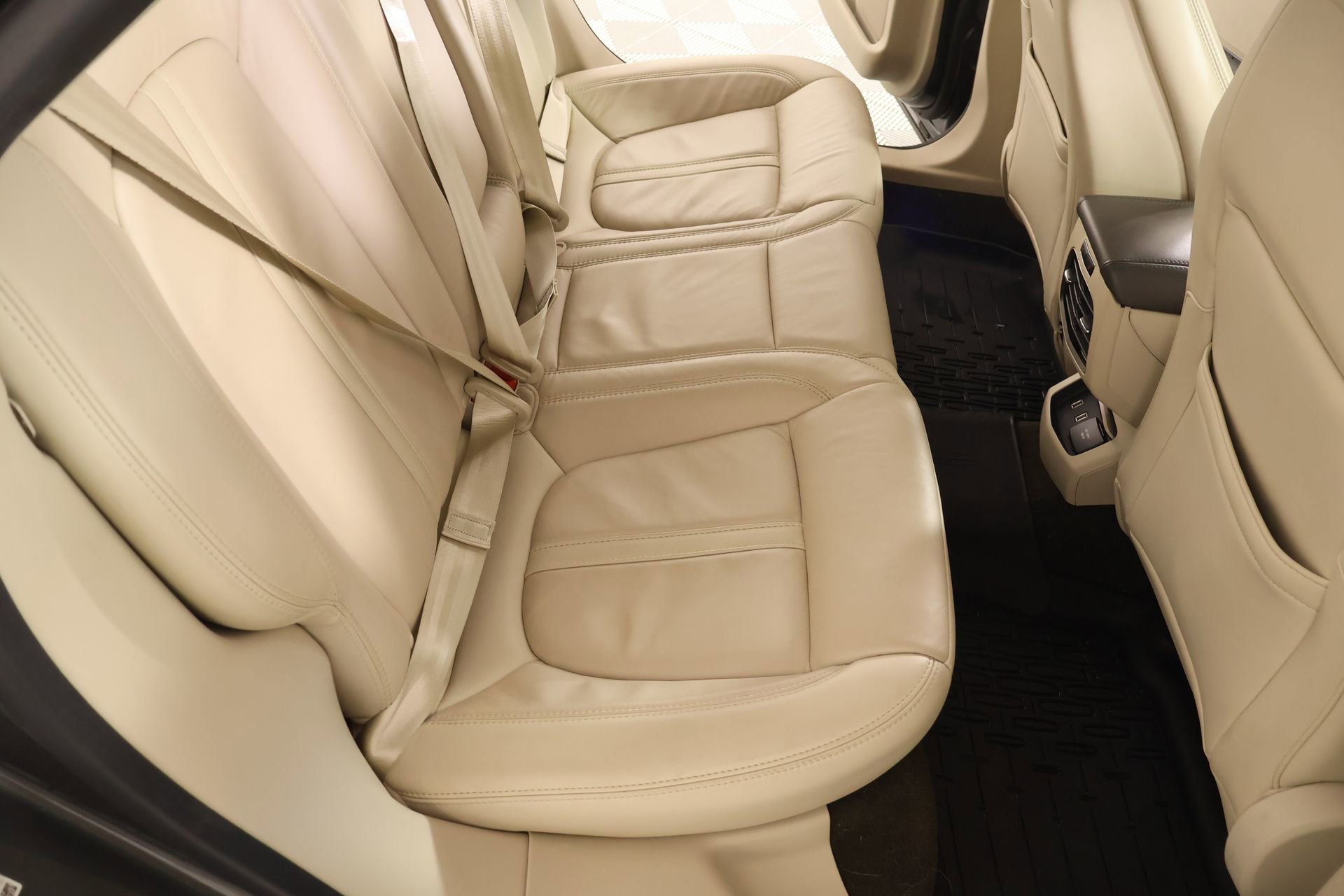 Used 2019 Lincoln MKZ Reserve w/ Reserve Plus Package image 14