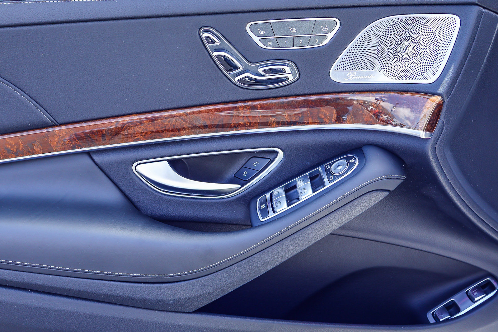 Used 2015 Mercedes-Benz S 550e Plug-In Hybrid Sedan image 11