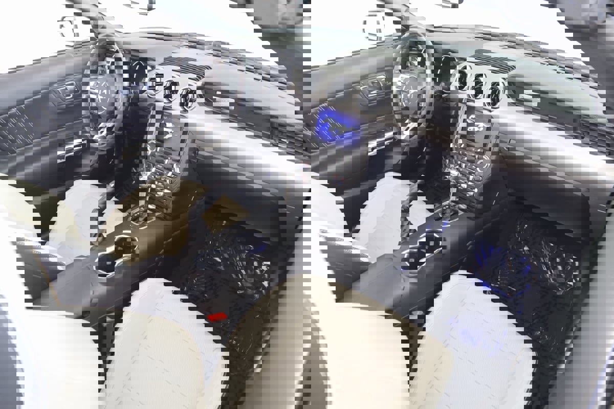 Used 2019 Ford Mustang GT Premium w/ Black Accent Package image 15