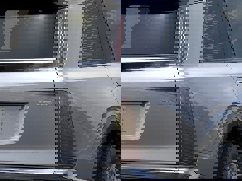 New 2026 Cadillac Vistiq Luxury w/ LPO, Floor Liner Package image 11