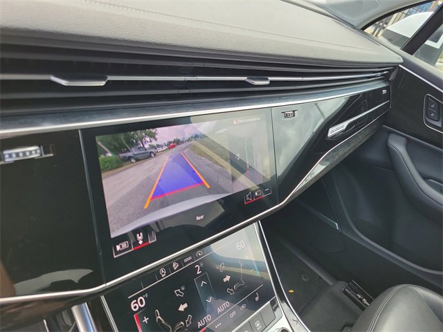 Used 2024 Audi Q7 3.0T Premium Plus image 21