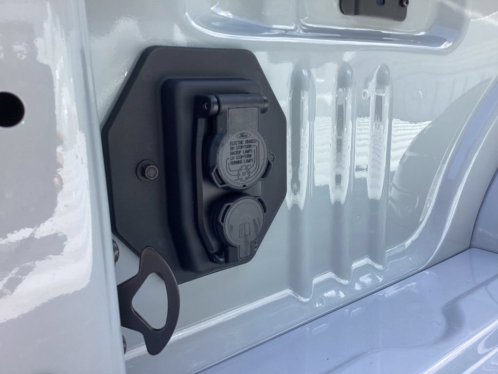 New 2026 Ford F350 Lariat AWD/4WD image 18