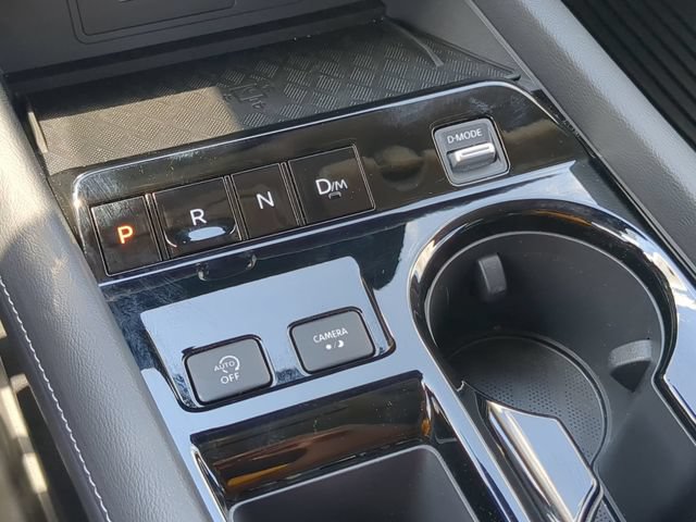 Used 2025 Nissan Murano SV FWD image 24