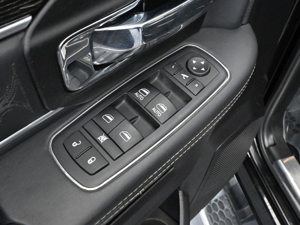 Used 2016 RAM 2500 Limited image 22