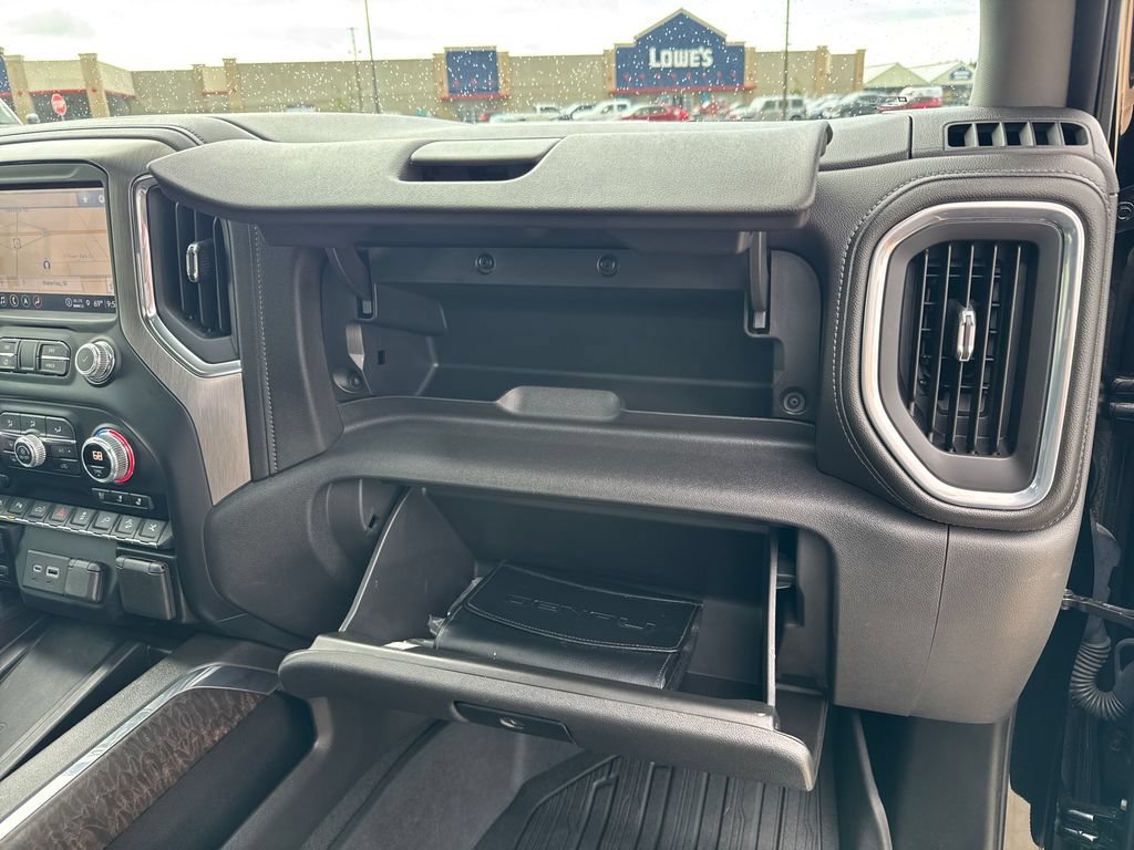 Certified 2022 GMC Sierra 1500 Denali w/ Denali Premium Package AWD/4WD image 45