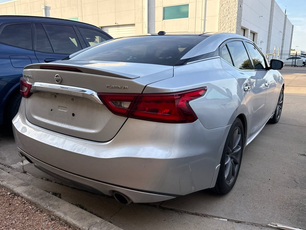 Used 2017 Nissan Maxima Platinum w/ Medallion Package FWD image 6