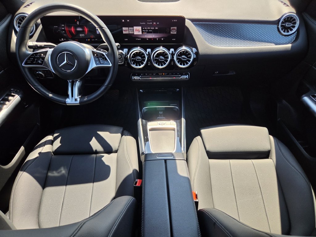 Used 2025 Mercedes-Benz GLA 250 image 12