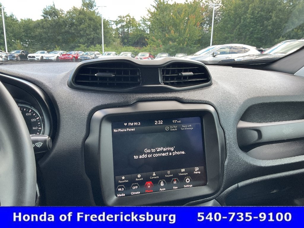 Used 2023 Jeep Renegade Trailhawk AWD/4WD image 28
