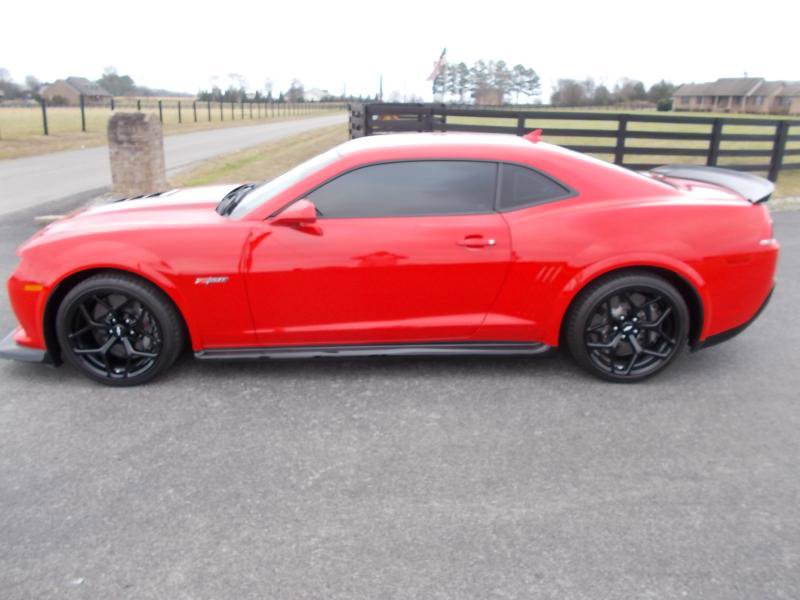 Used 2015 Chevrolet Camaro Z/28 image 8