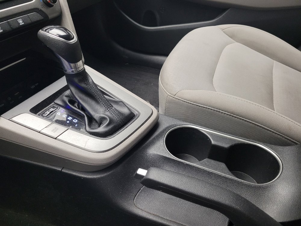 Used 2018 Hyundai Elantra SEL FWD image 26