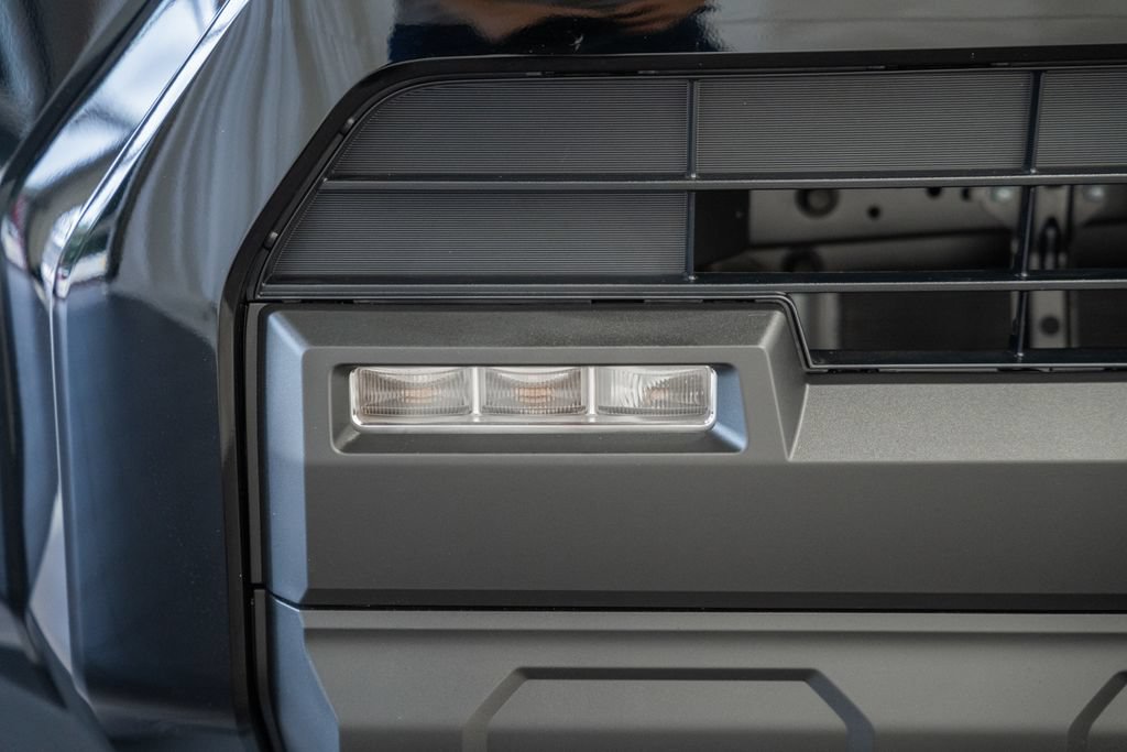 New 2026 Toyota 4Runner SR5 AWD/4WD image 11